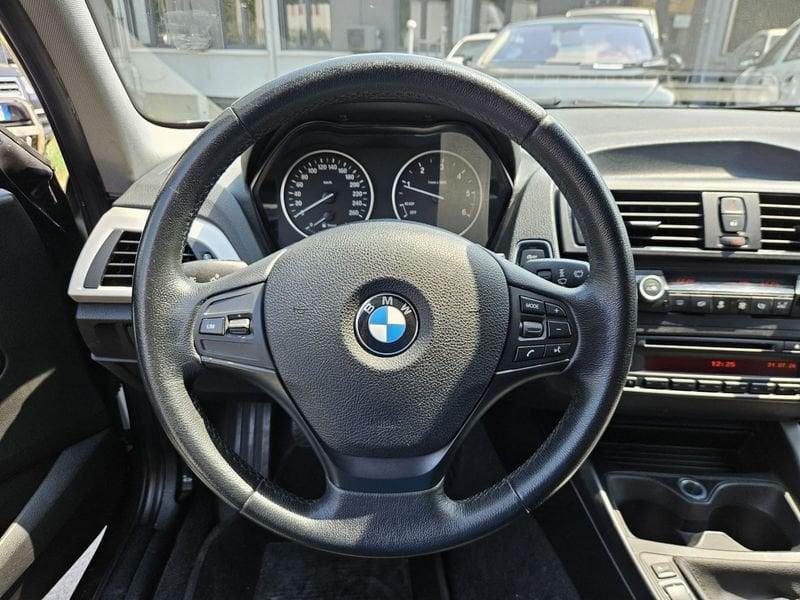 BMW Serie 1 118d xDrive Urban 5P.