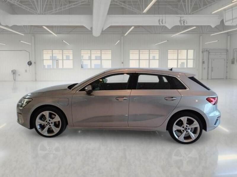 Audi A3 A3 SPB 40 TFSI e S tronic Business Advanced