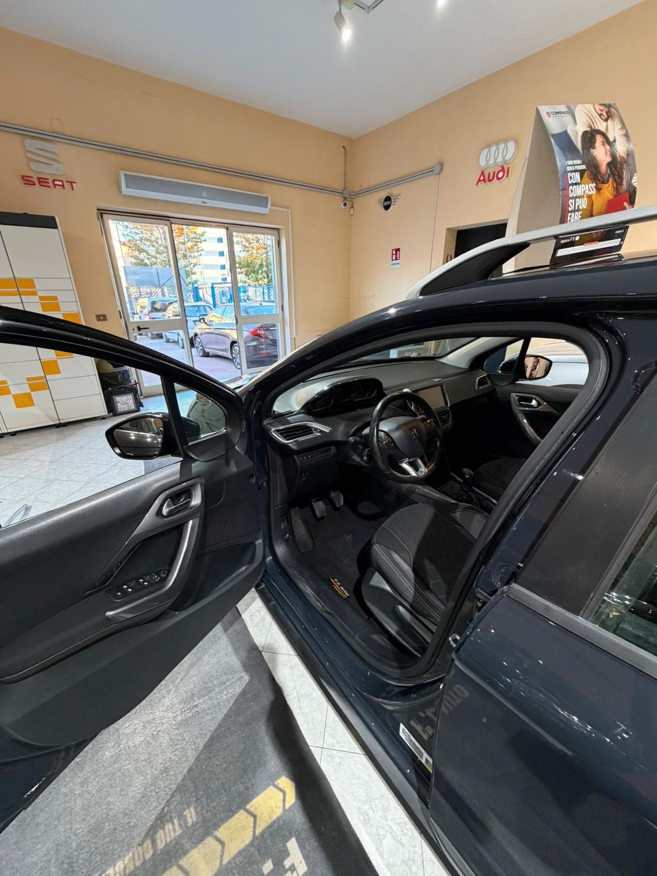 Peugeot 2008 BlueHDi 100 Active