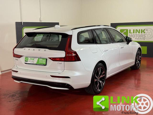 VOLVO V60 B4 (d) aut Ultimate Dark IVA ESP. GARANZIA 24