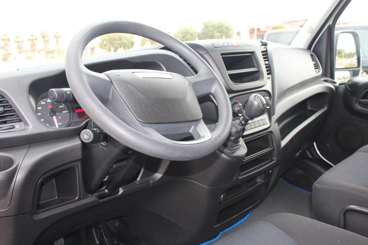 Iveco Daily 33S12