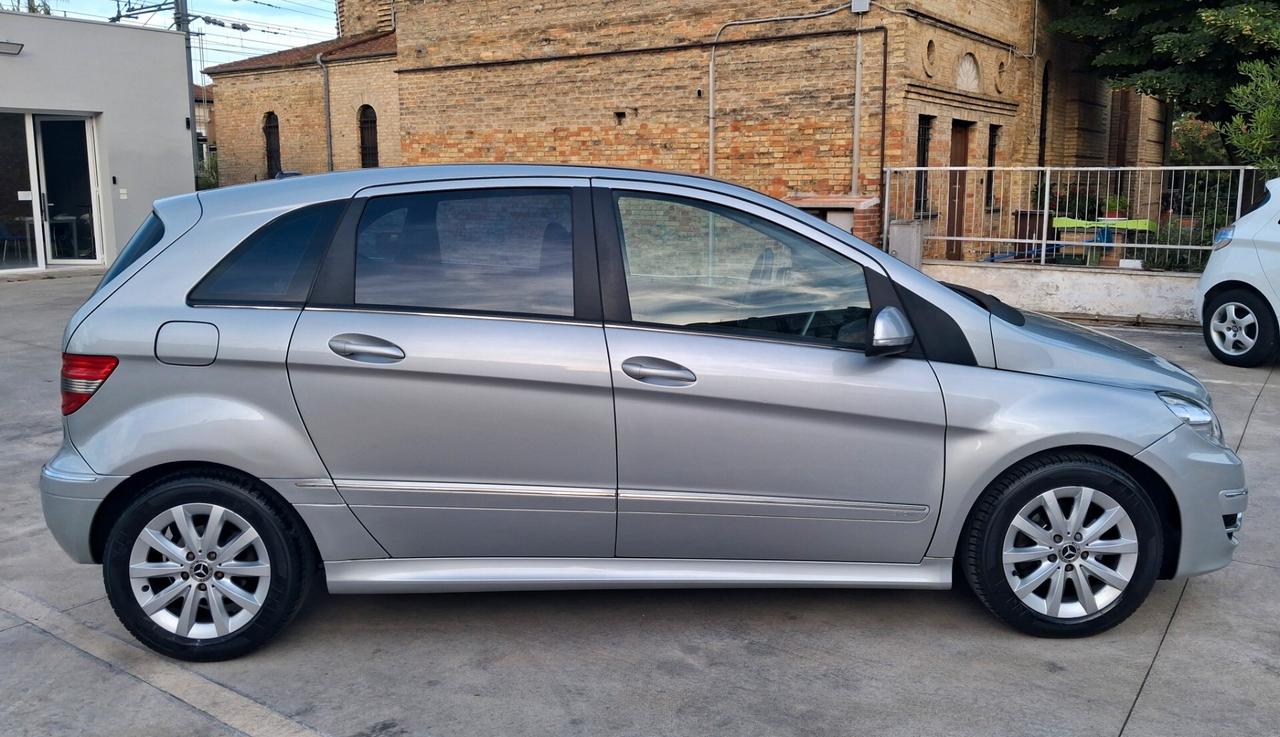 Mercedes-benz B 180 CDI Avantgarde Sport