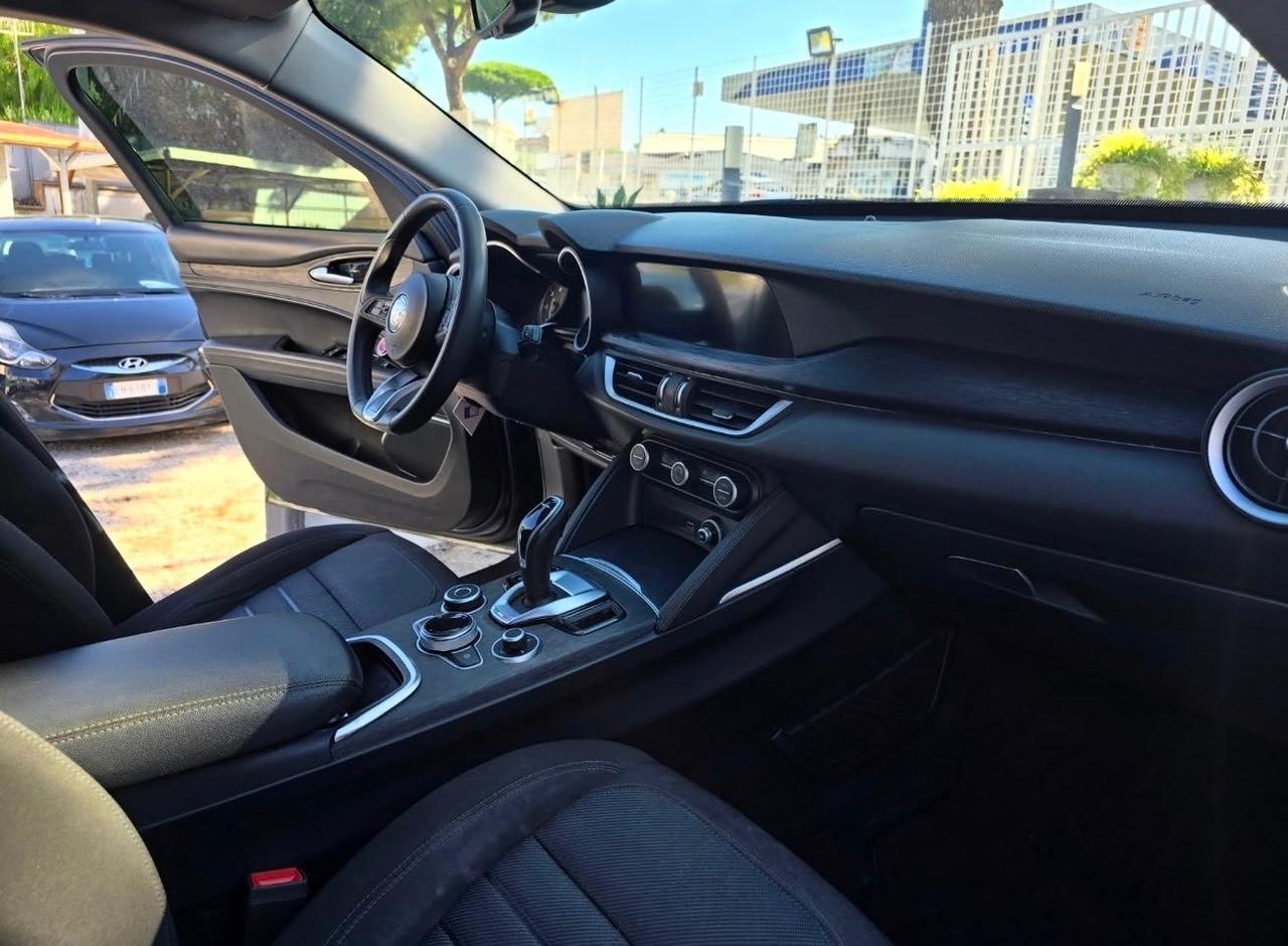 Alfa Romeo Stelvio 2.2 Turbodiesel 190 CV AT8 Q4 Ti