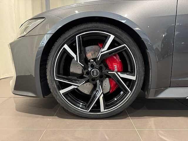 Audi RS6 Avant RS 6 Avant 4.0 TFSI V8 quattro tiptronic