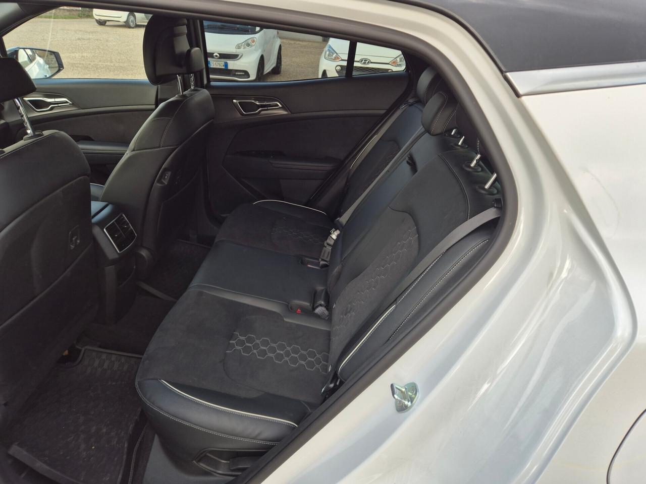 Kia Sportage 1.6 CRDi MHEV AWD DCT GT-line Plus