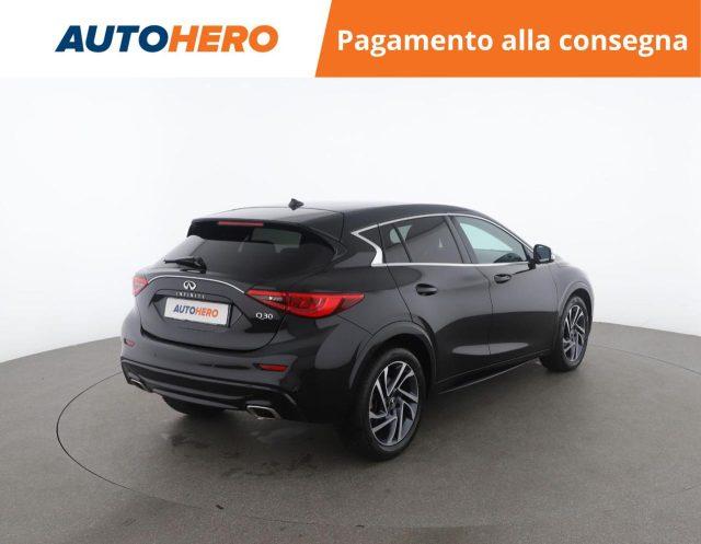 INFINITI Q30 1.5 diesel DCT Business Executive