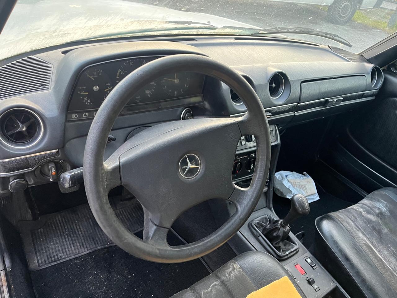 Mercedes benz 240 TD Aspirato w123