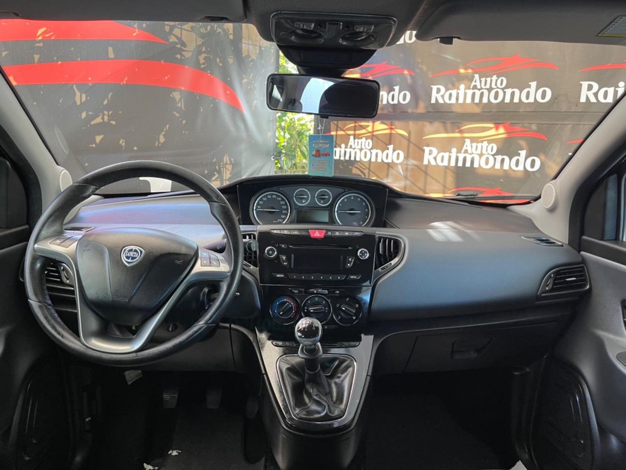 Lancia Ypsilon 1.2 Benzina 5 porte S&S Silver