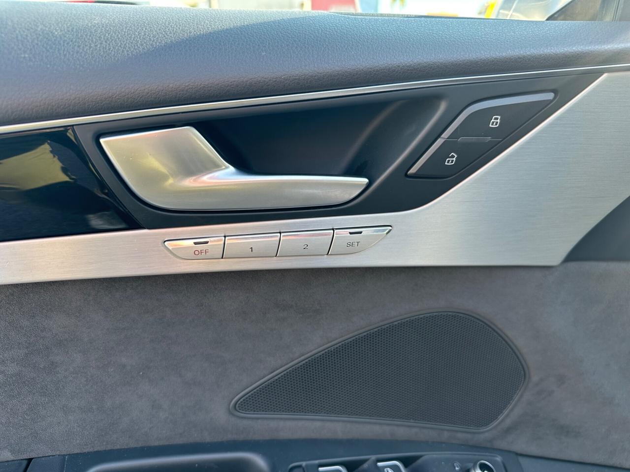 Audi A8 3.0 TDI 262 CV quattro tiptronic
