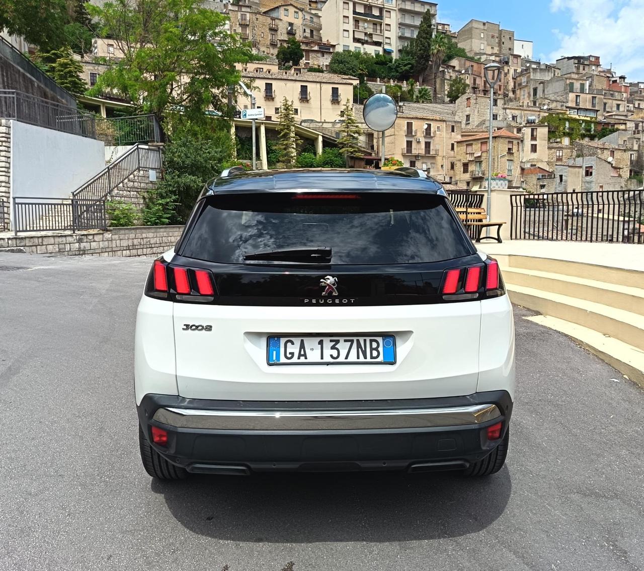 Peugeot 3008 BlueHDi 130 S&S EAT8 Allure