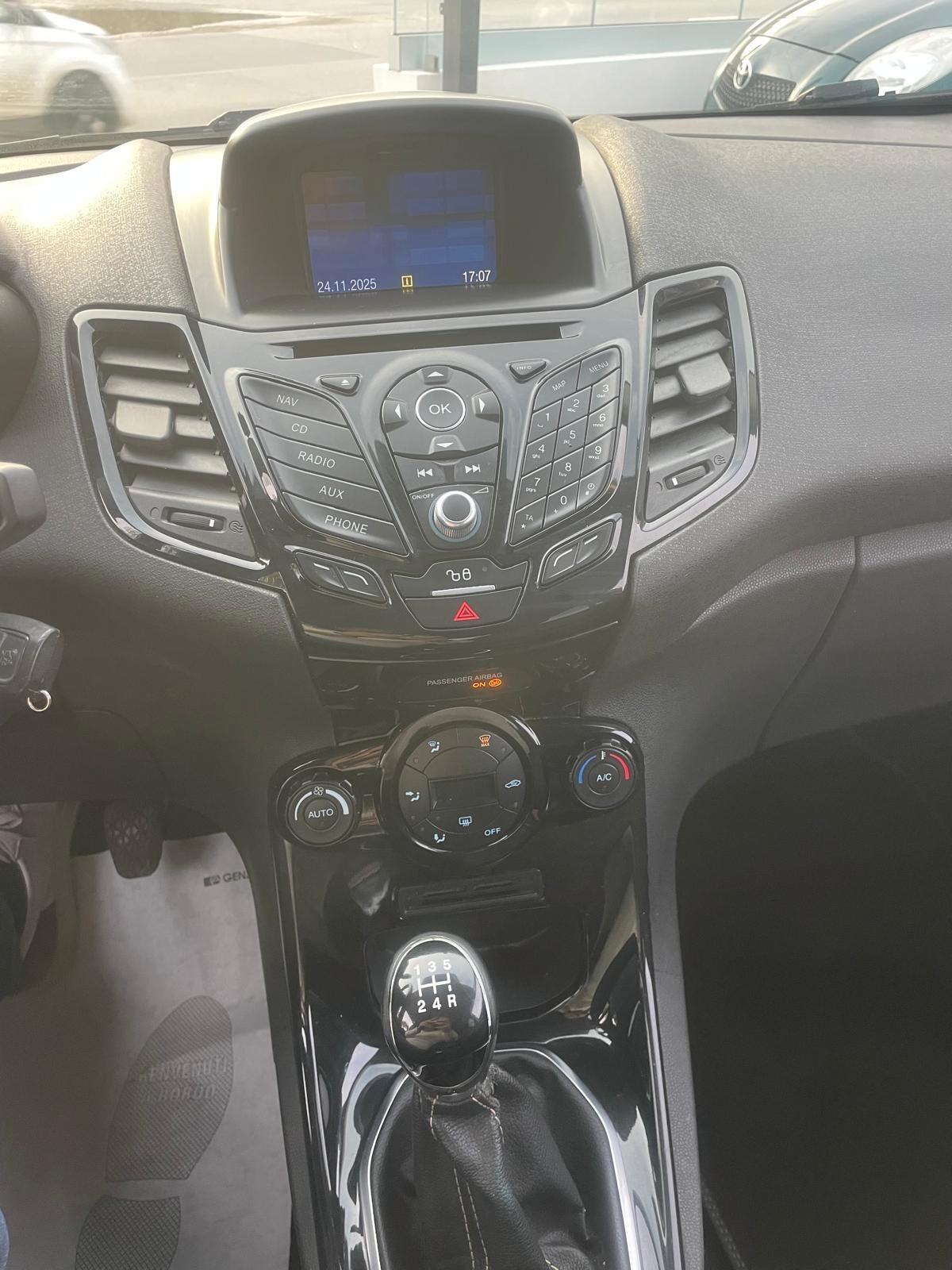 Ford Fiesta 1.4 5p. Bz. 95CV - GPL Titanium