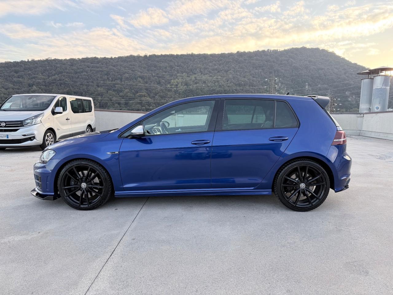 Volkswagen Golf R 2.0 TSI DSG 300CV 4Motion