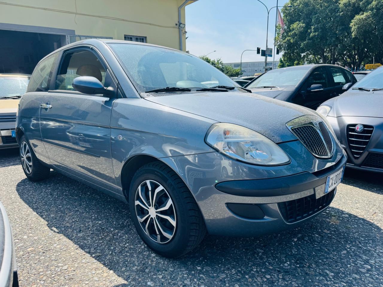 Lancia Ypsilon 1.2 Oro