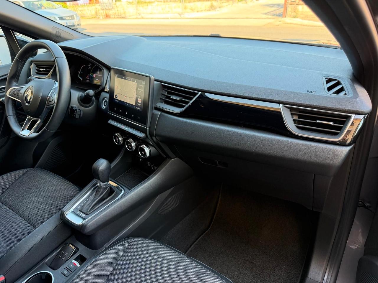Renault Captur Full Hybrid 1.6 E-Tech 145 CV Rive Gauche