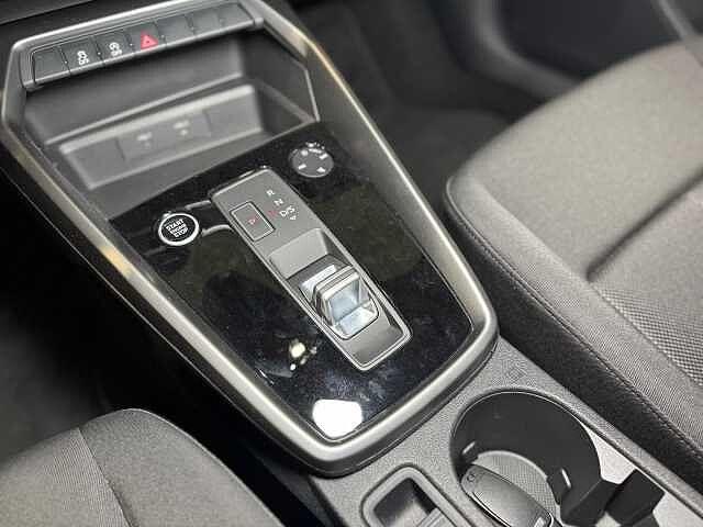 Audi A3 SPB 35 TDI S tronic Business