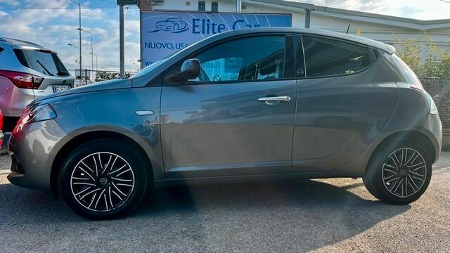 Lancia Ypsilon 1.2 Gold Gpl 69cv "IDONEA X NEOPATENTATI"