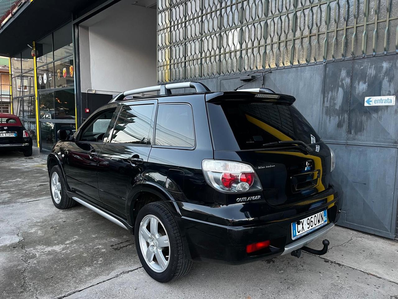 Mitsubishi Outlander 2.0i 16V 4WD Bi-Fuel