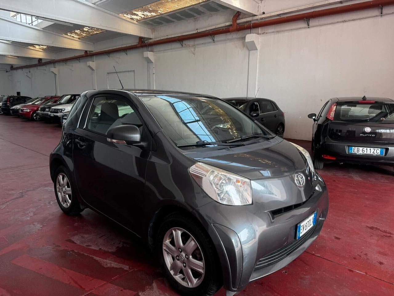 Toyota iQ 1.0 CVT Trend NEOPAT