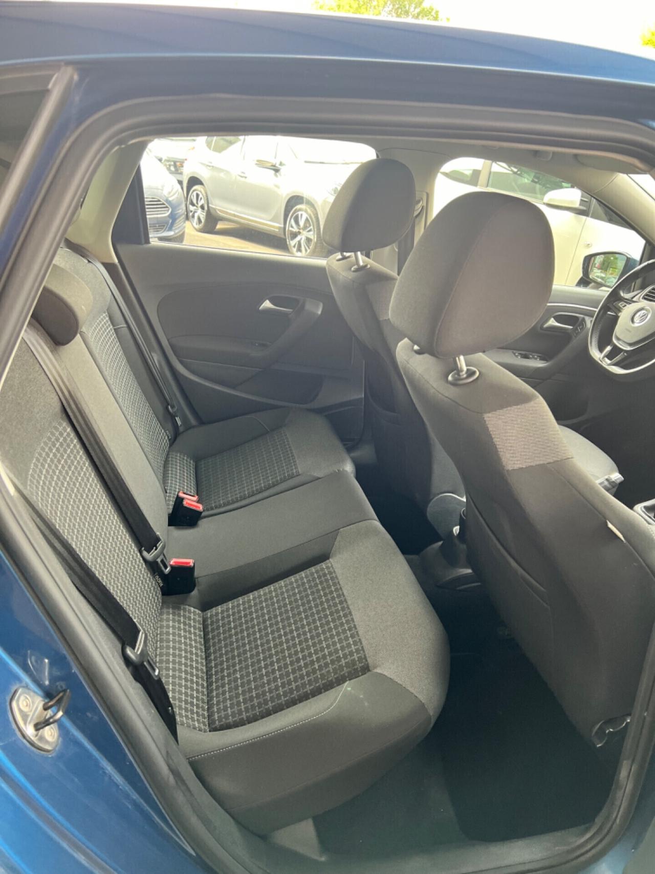 VOLKSWAGEN POLO 1.4 TDI FRESH per NEOPATENTATI