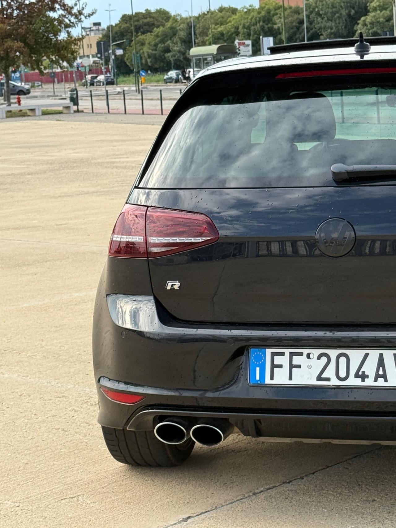 Volkswagen Golf R 2.0 TSI DSG 5p.