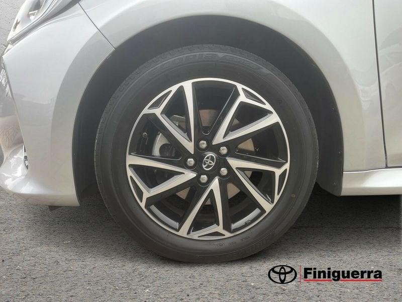 Toyota Yaris Hybrid Trend MY22