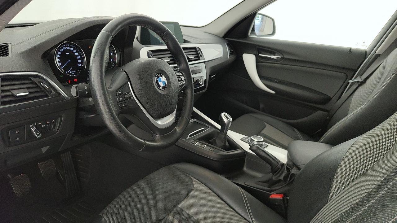 BMW Serie 1 F/20-21 2015 - 116d Urban 5p auto