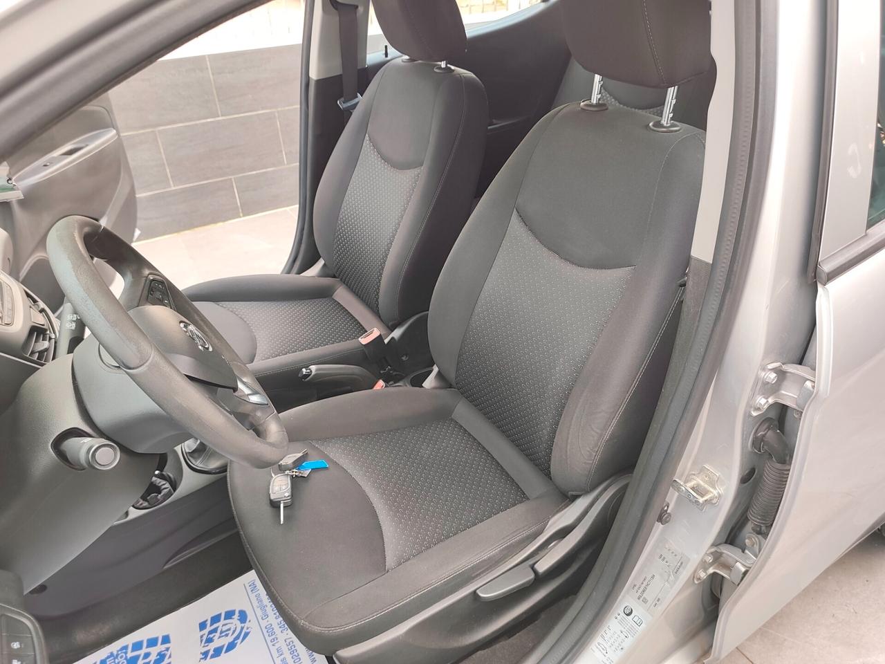 Opel Karl BENZINA E GPL DI SERIE km 121000