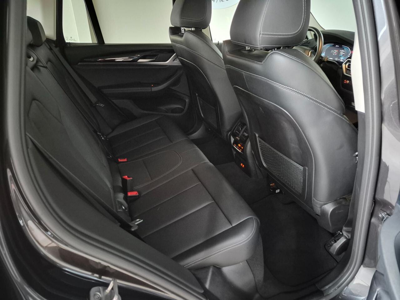 Bmw X3 XDRIVE 30E PLUG-IN HYBRID FULL-LED COCKPIT CARPLAY