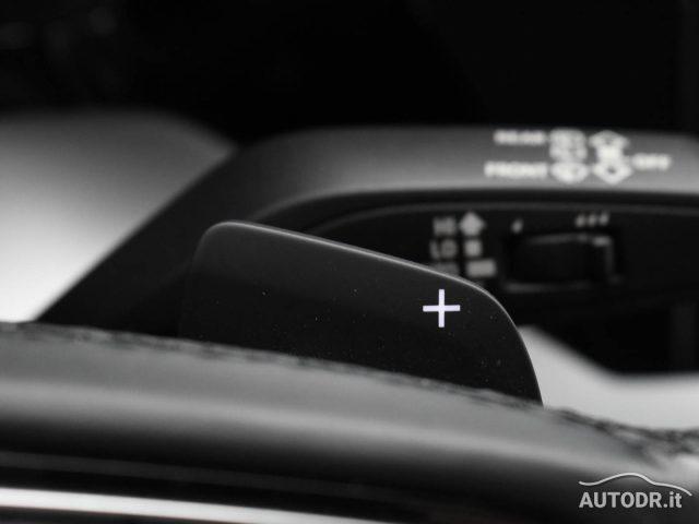 AUDI A3 SPB 30 g-tron S-tronic S-Line MATRIX, NAVI, RETROC