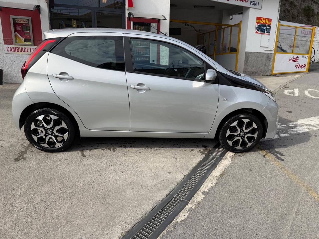 TOYOTA AYGO 1.0 NEOPATENTATI