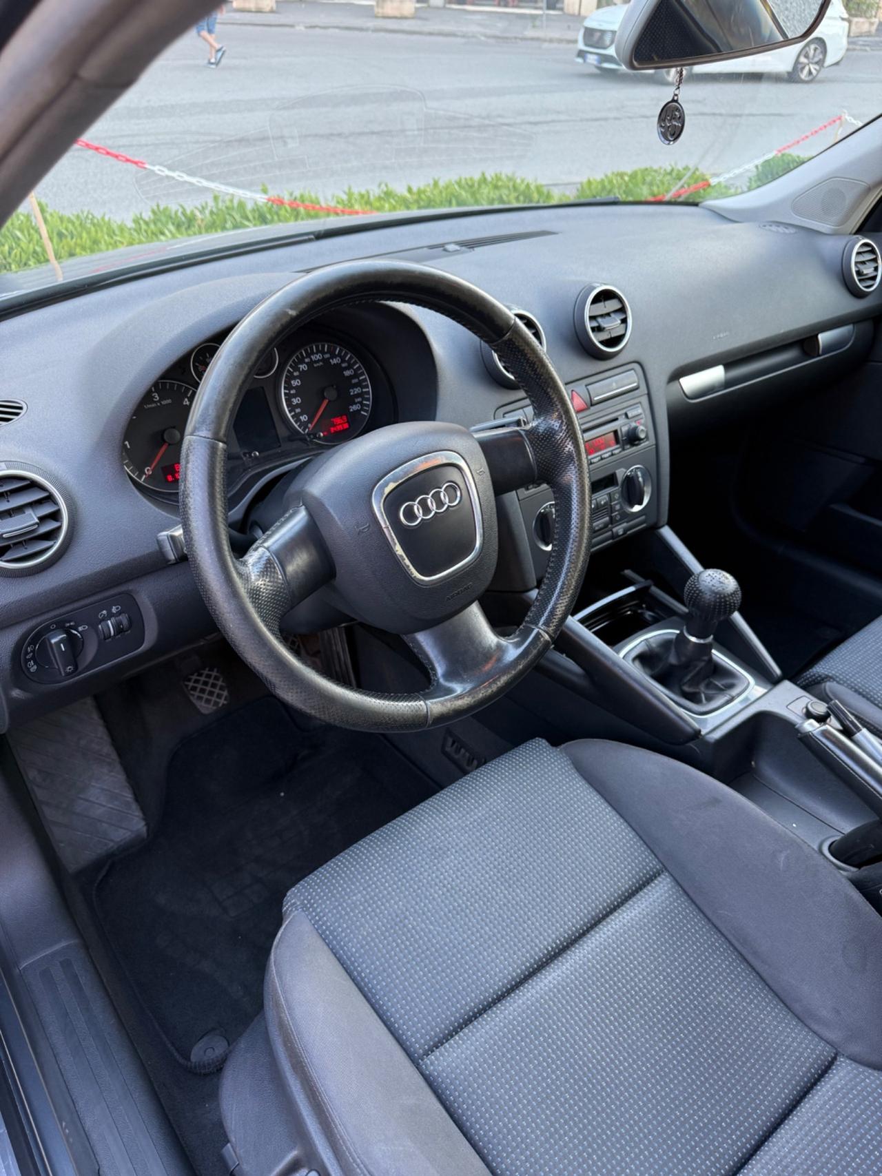 Audi A3 2.0 16V TDI Attraction