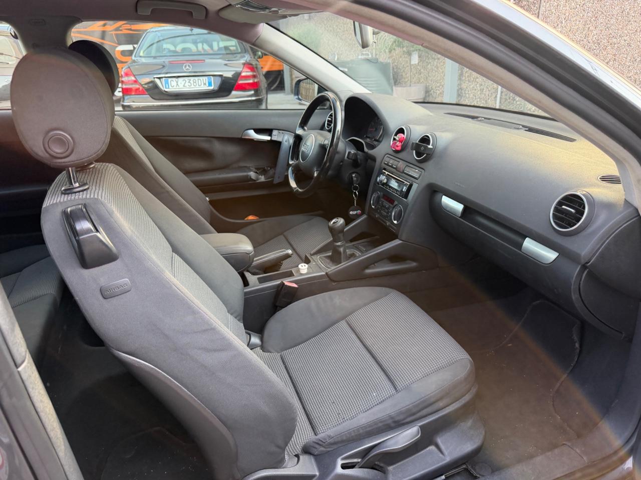 AUDI A3 SPORT-BACK 1.6 BENZINA EURO4 CLIMA FUNZIONATE