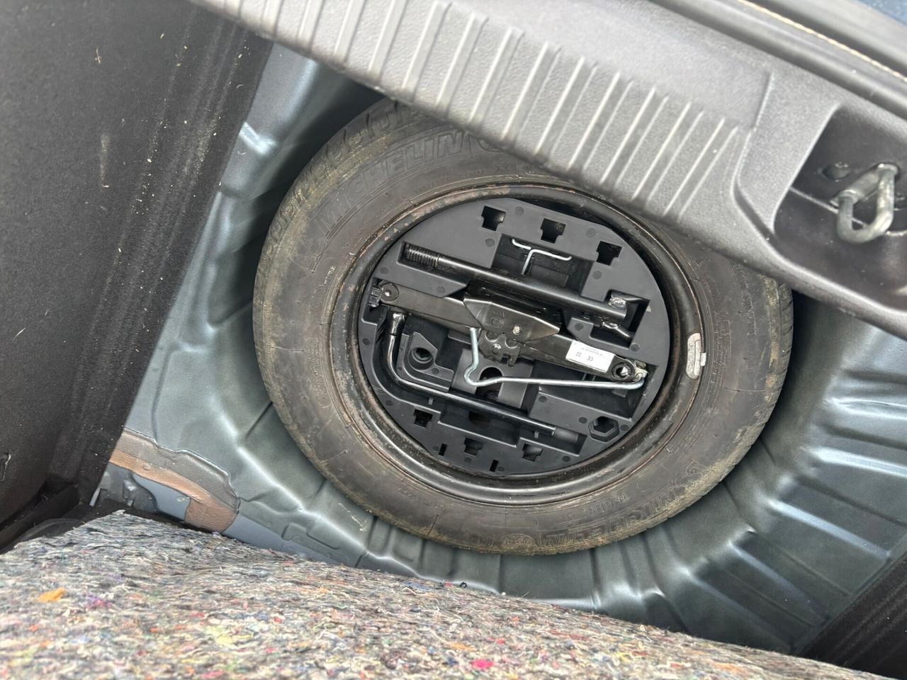 Renault Clio anno 2022 1.0