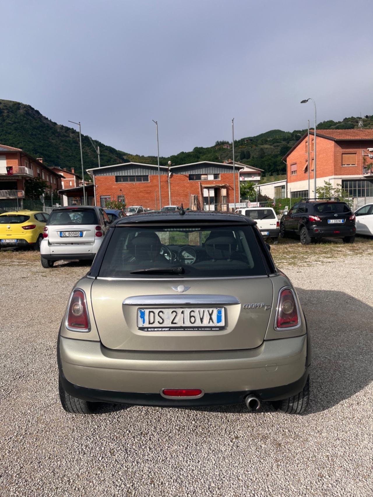Mini Cooper D 1.6 diesel AUTOMATICA