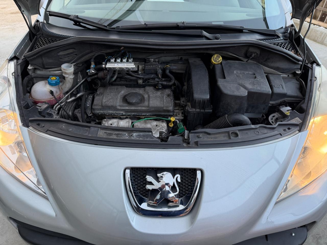 Peugeot 207 1.4 BENZINA Line ECO GPL 2030
