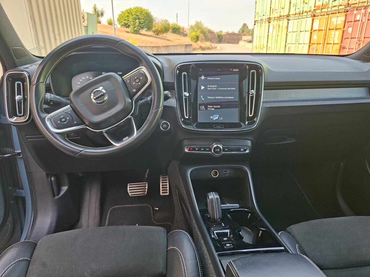 Volvo XC40 2.0 tdi 190cv r Design tetto