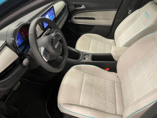 FIAT 600 1.2 Hybrid 110 CV DCT MHEV La Prima