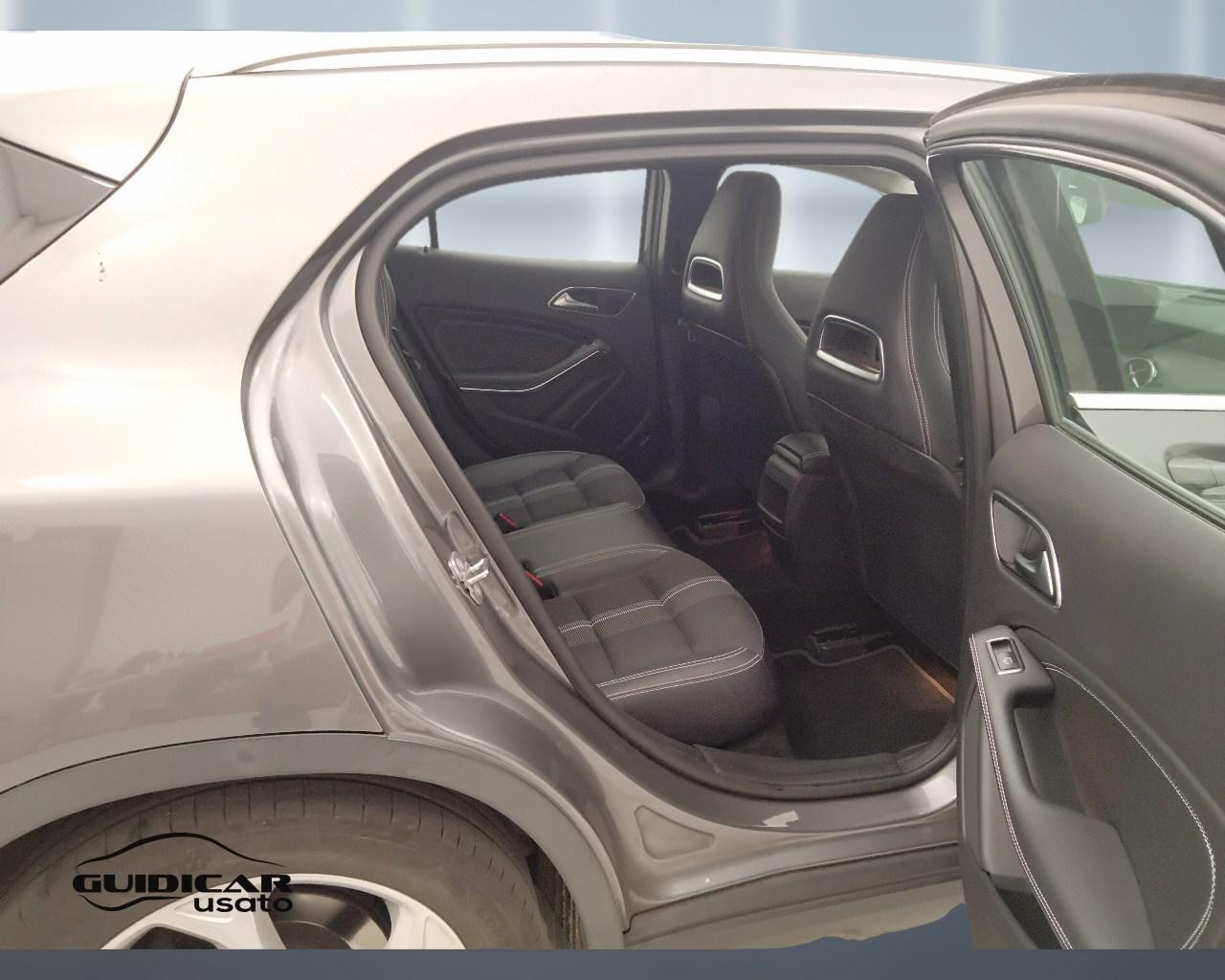 Mercedes-Benz GLA-X156 2017 - GLA 200 Sport auto
