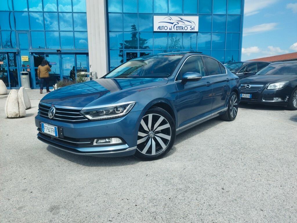 Volkswagen Passat 2.0 TDI DSG Highline BlueM. Tech.