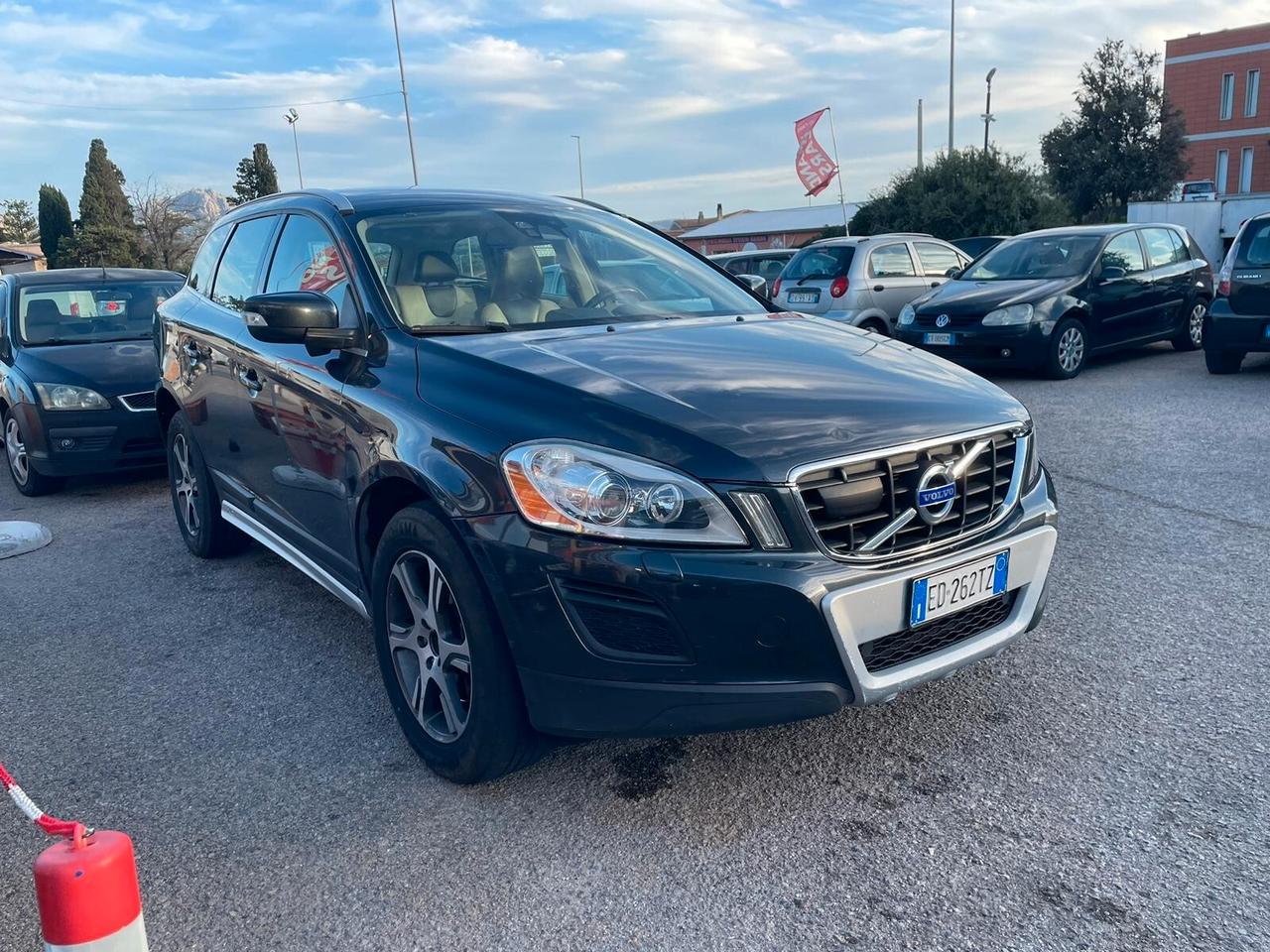 Volvo XC60 D5 AWD Momentum