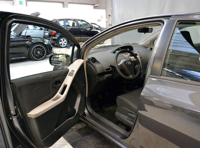 TOYOTA Yaris 1.0 5 porte Ok Neopatentati Unico Proprietario