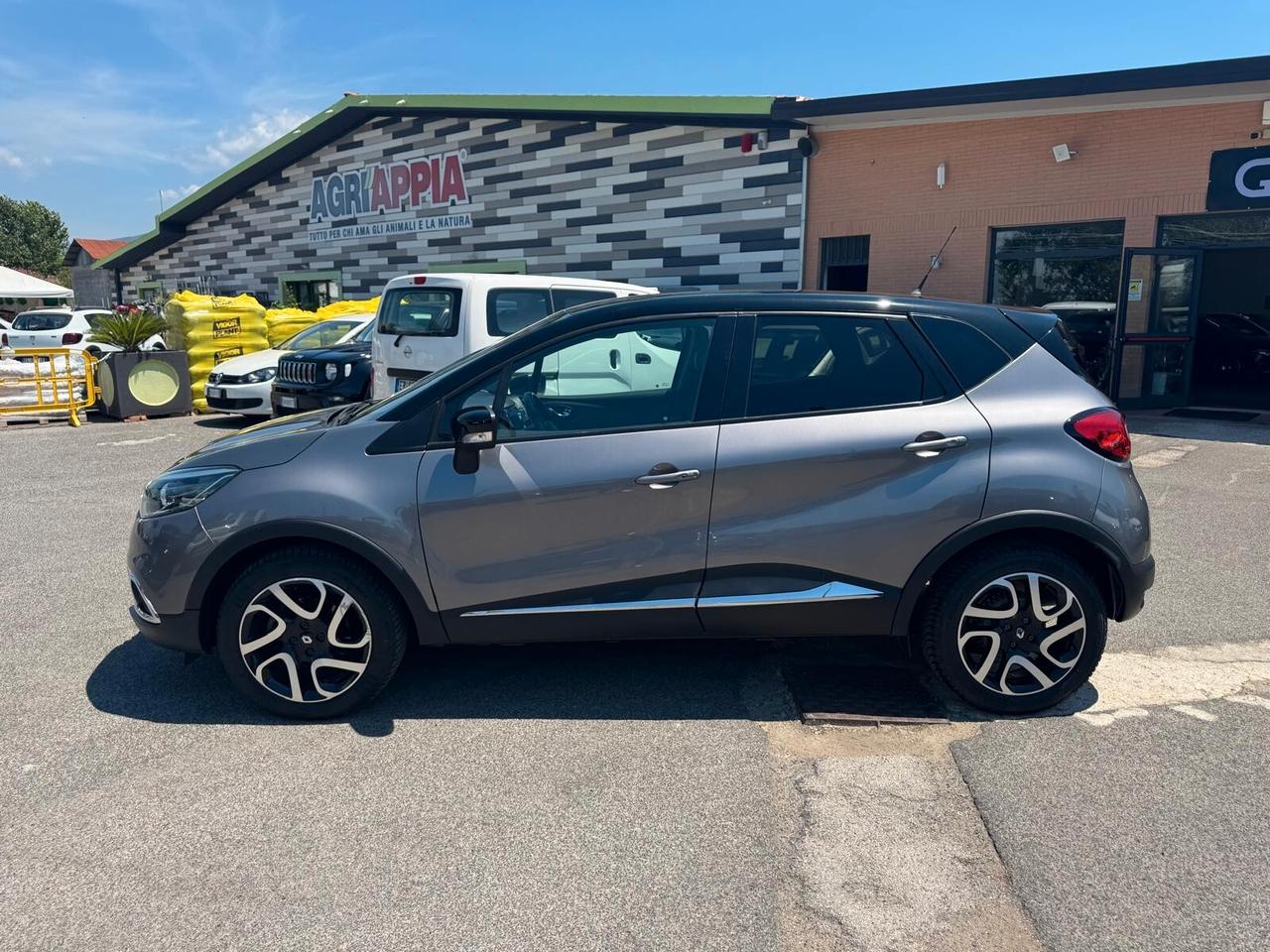 Renault Captur 1.2 TCE 120CV EDC ENERGY INTENS 2016