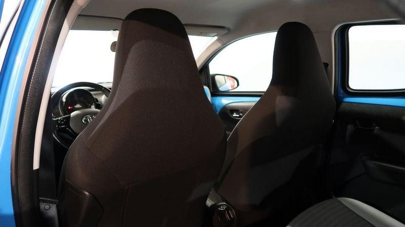 Toyota Aygo Aygo 5p 1.0 x-play 72cv