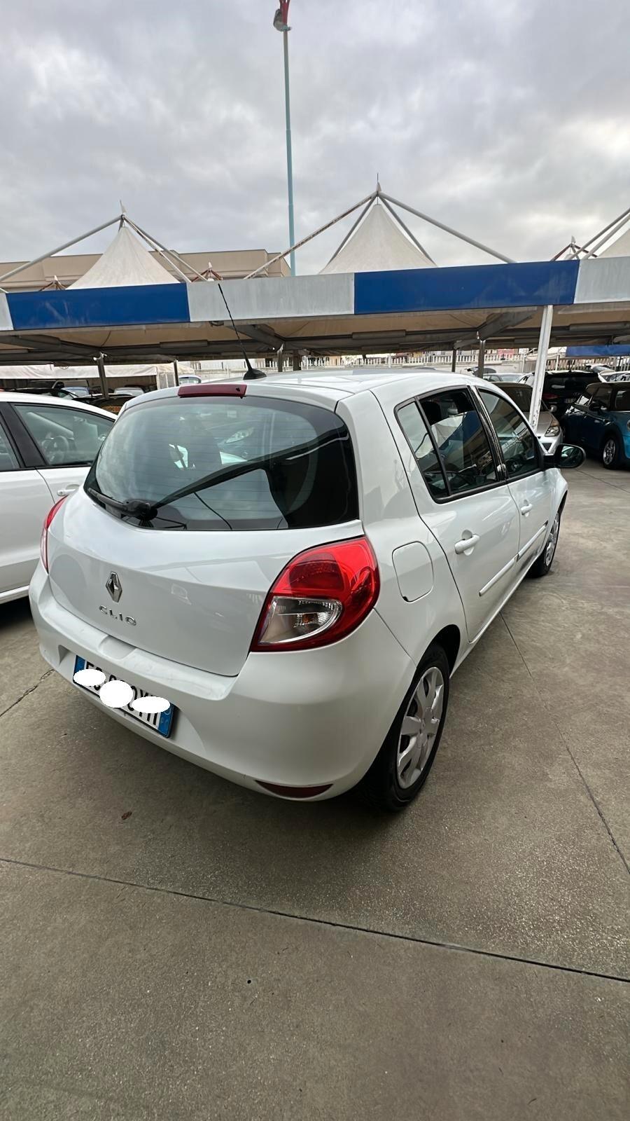 RENAULT CLIO 1,5 DIESEL