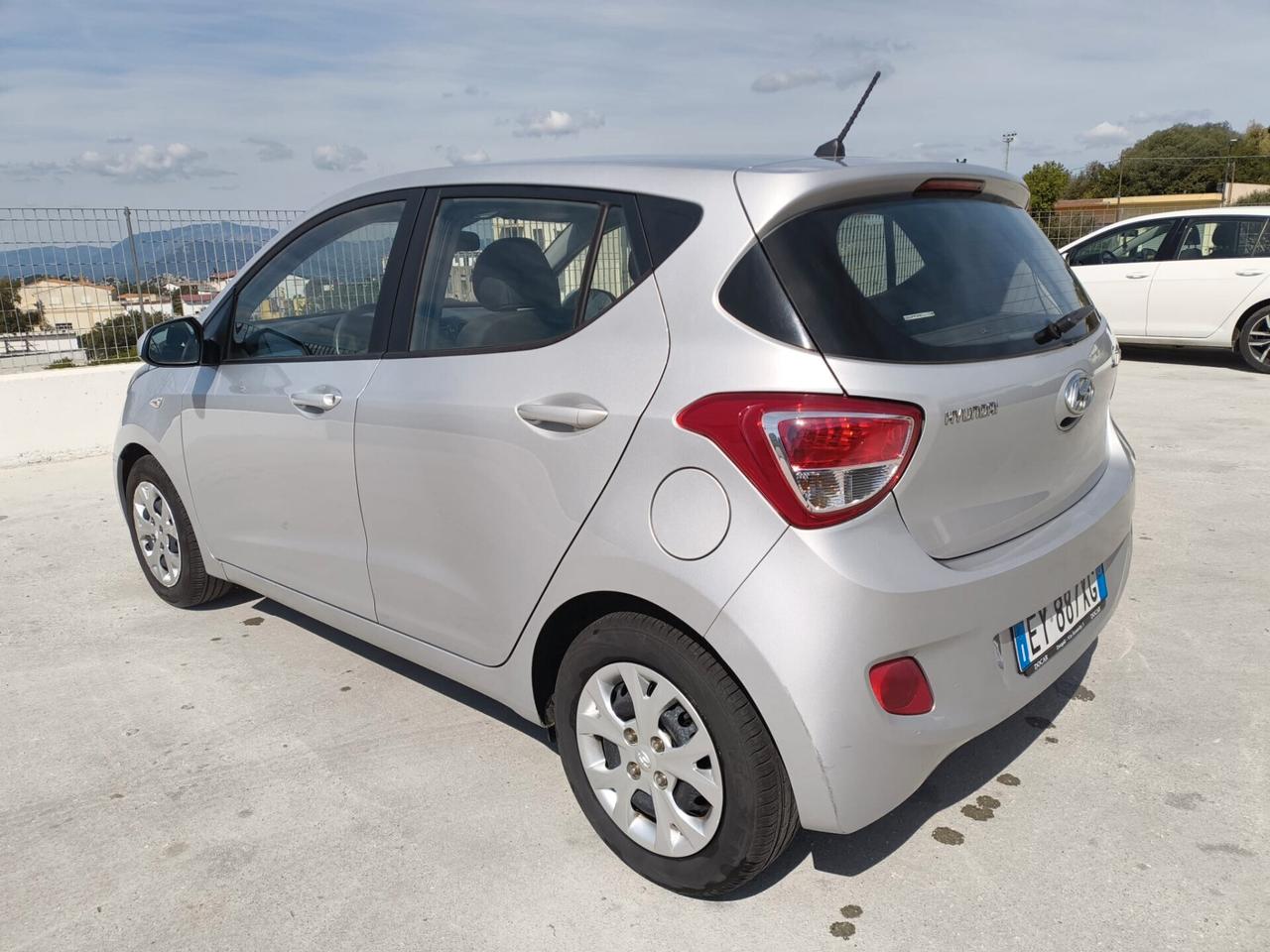Hyundai i10 1.0 MPI Login A/T
