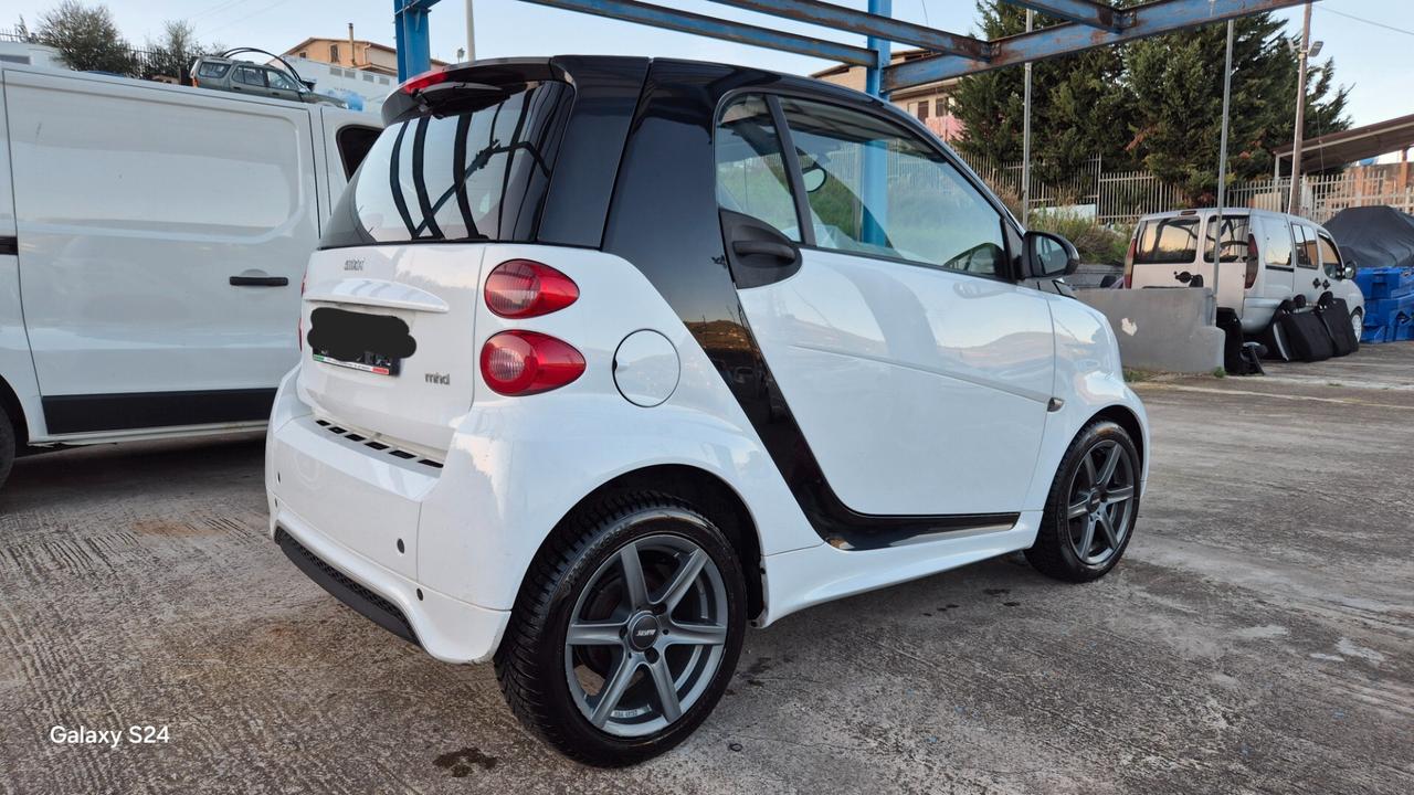 Smart ForTwo 1000 52 kW MHD coupé passion