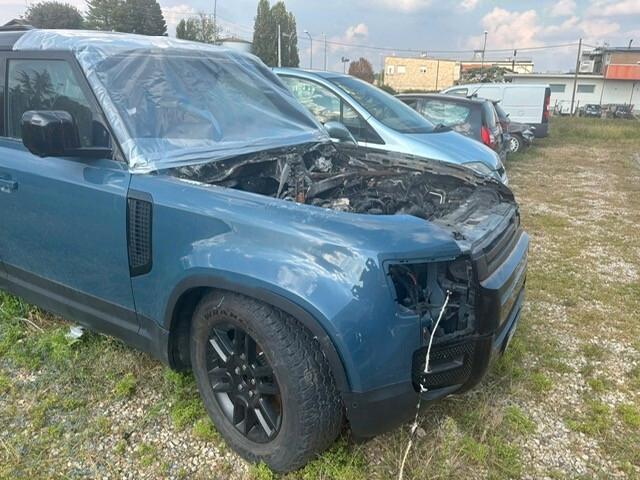 LANDA ROVER 110 2.0 SD4 240CV AWD AUTO HSE DANNEGGIATA