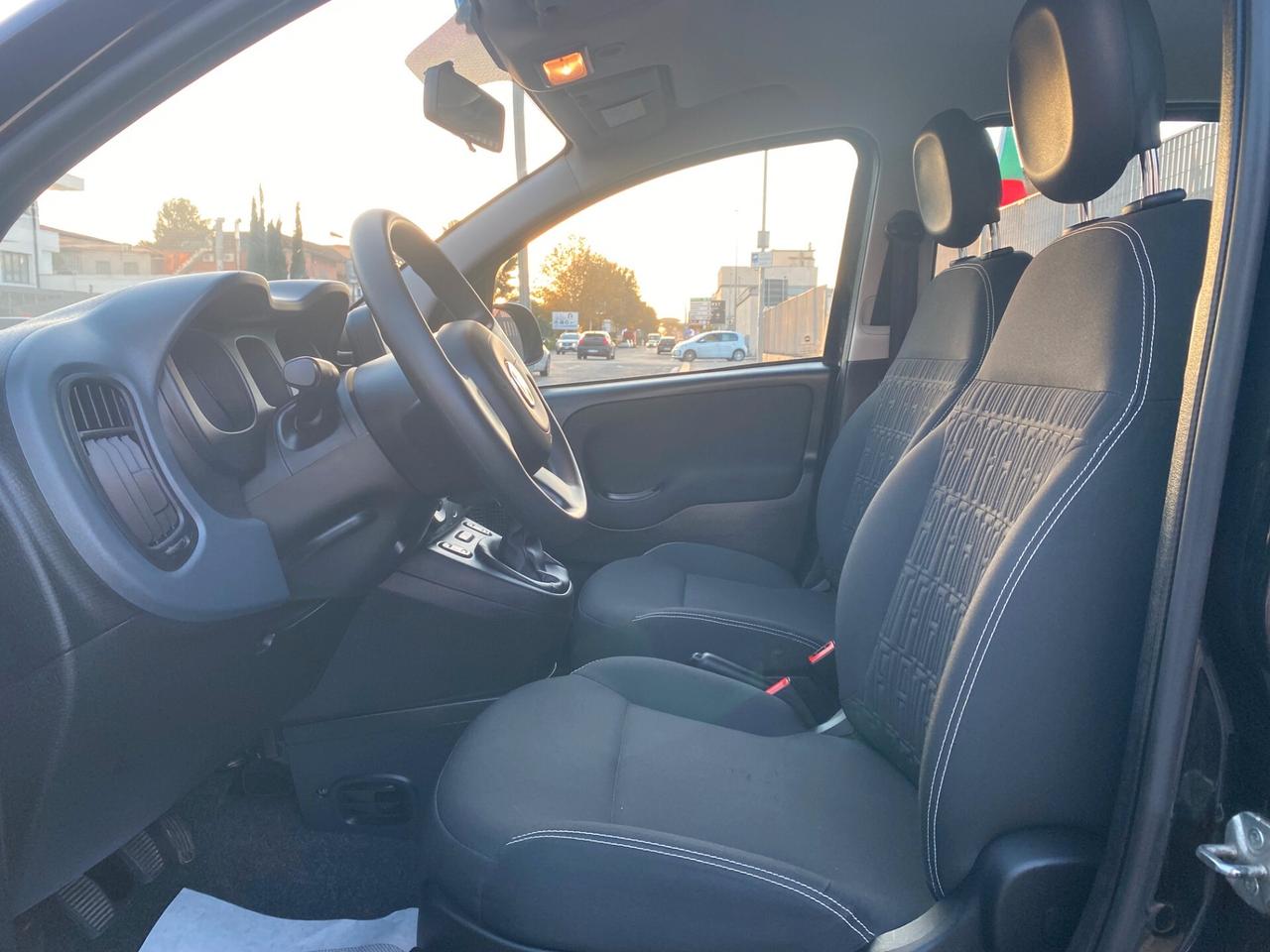 FIAT Panda 1.0 hybrid 5POSTI RadioBT/PDC Poster.