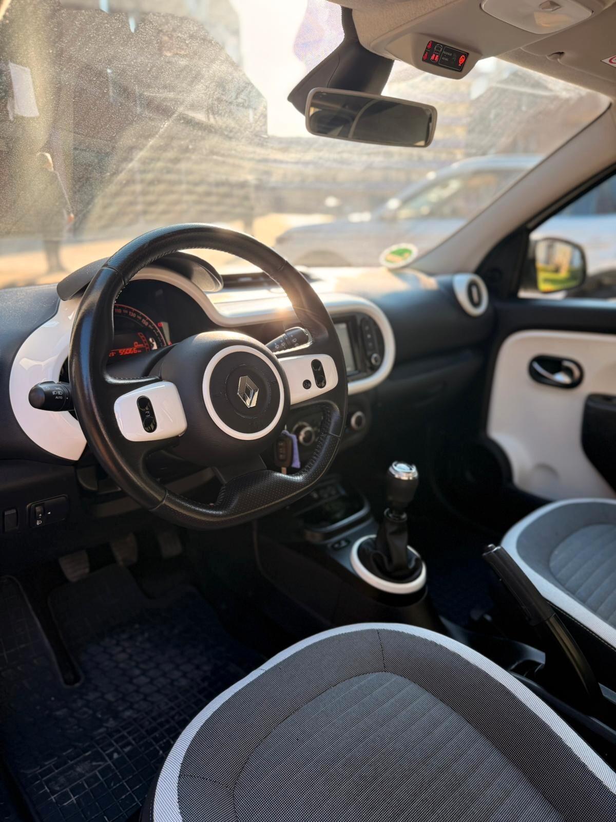 Renault Twingo SCe 65 CV Intens