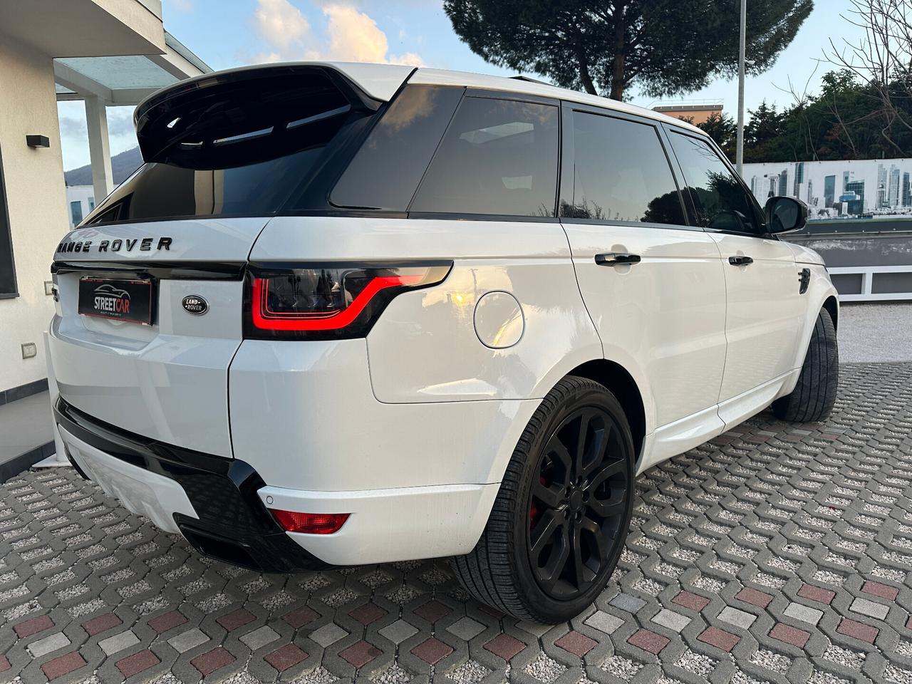 Land Rover Range Rover Sport 3.0 TDV6 HSE
